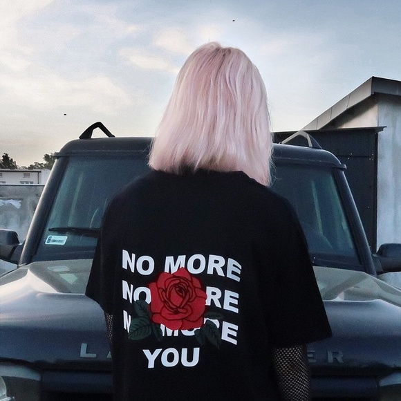 blvck.pl No More You Rose T-Shirt - Picture 6 of 6